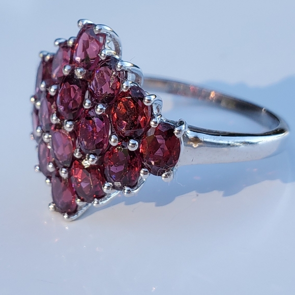 Orissa Rhodolite Garnet Ring - Picture 2 of 5